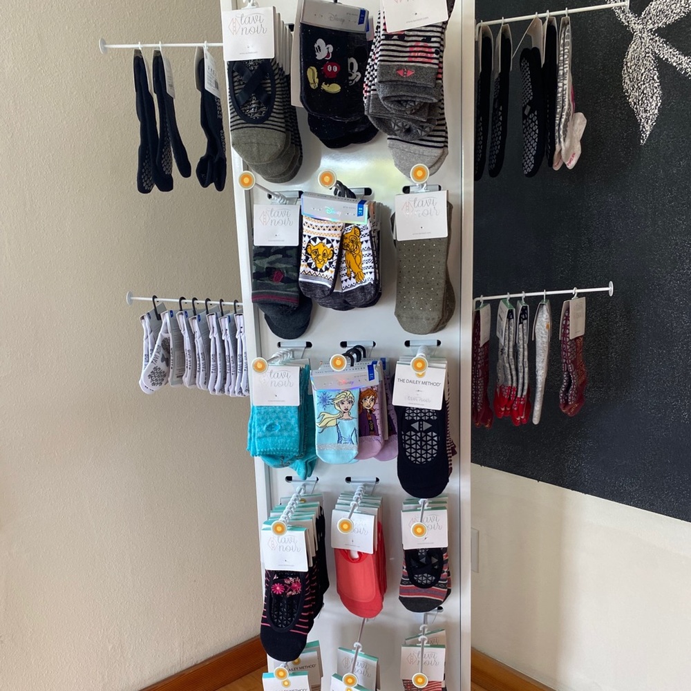 COPY - Tavi Noir Sticky Socks